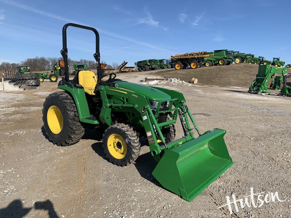 Photo of 2025 John Deere 3032E
