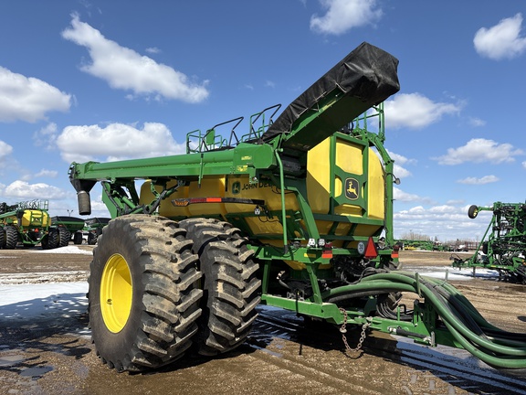 Used 2016 John Deere 1870 Air Drills and Seeders at Horizon Ag & Turf in Lloydminster, AB - Photo5