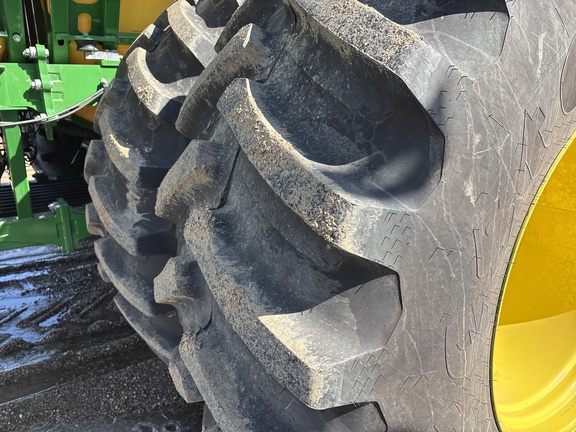 Used 2016 John Deere 1870 Air Drills and Seeders at Horizon Ag & Turf in Lloydminster, AB - Photo13