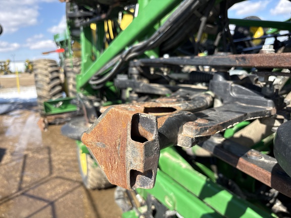 Used 2016 John Deere 1870 Air Drills and Seeders at Horizon Ag & Turf in Lloydminster, AB - Photo18