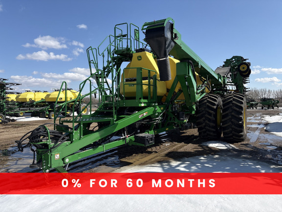 Used 2016 John Deere 1870 Air Drills and Seeders at Horizon Ag & Turf in Lloydminster, AB - Photo2