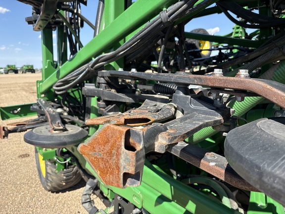 Used 2016 John Deere 1870 Air Drills and Seeders at Horizon Ag & Turf in Lloydminster, AB - Photo10