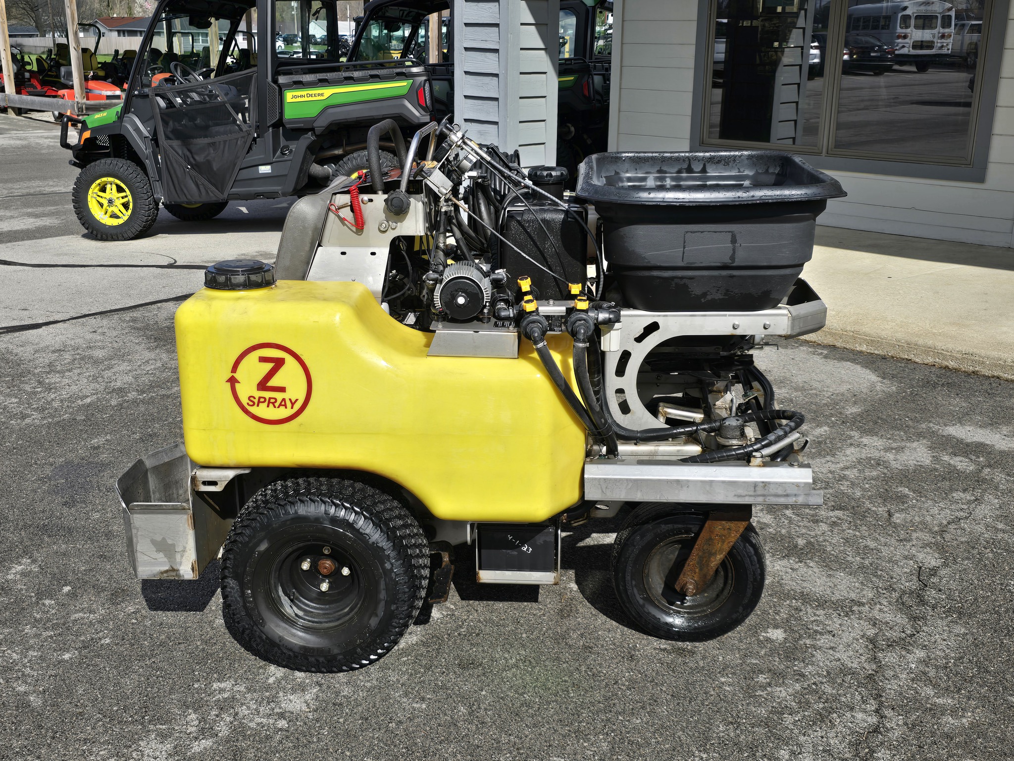 2018 Exmark Z-Spray ZS5260XL Image 2