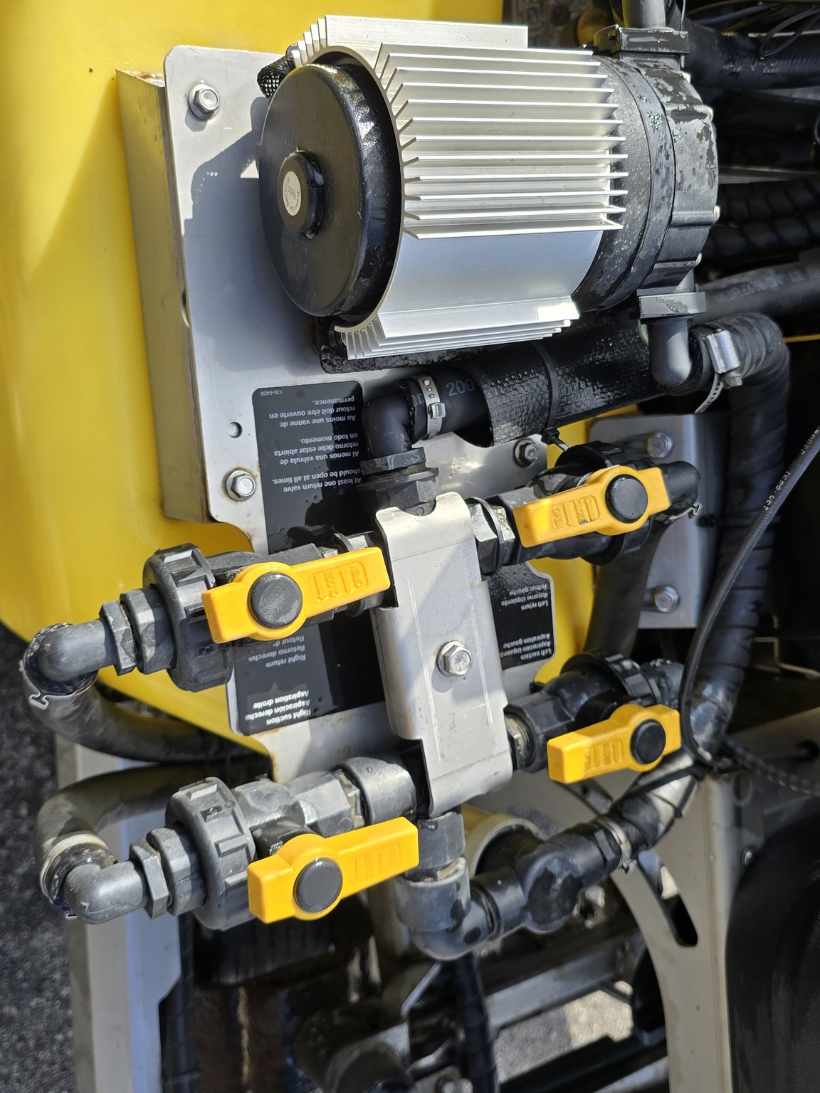 2018 Exmark Z-Spray ZS5260XL Image 15