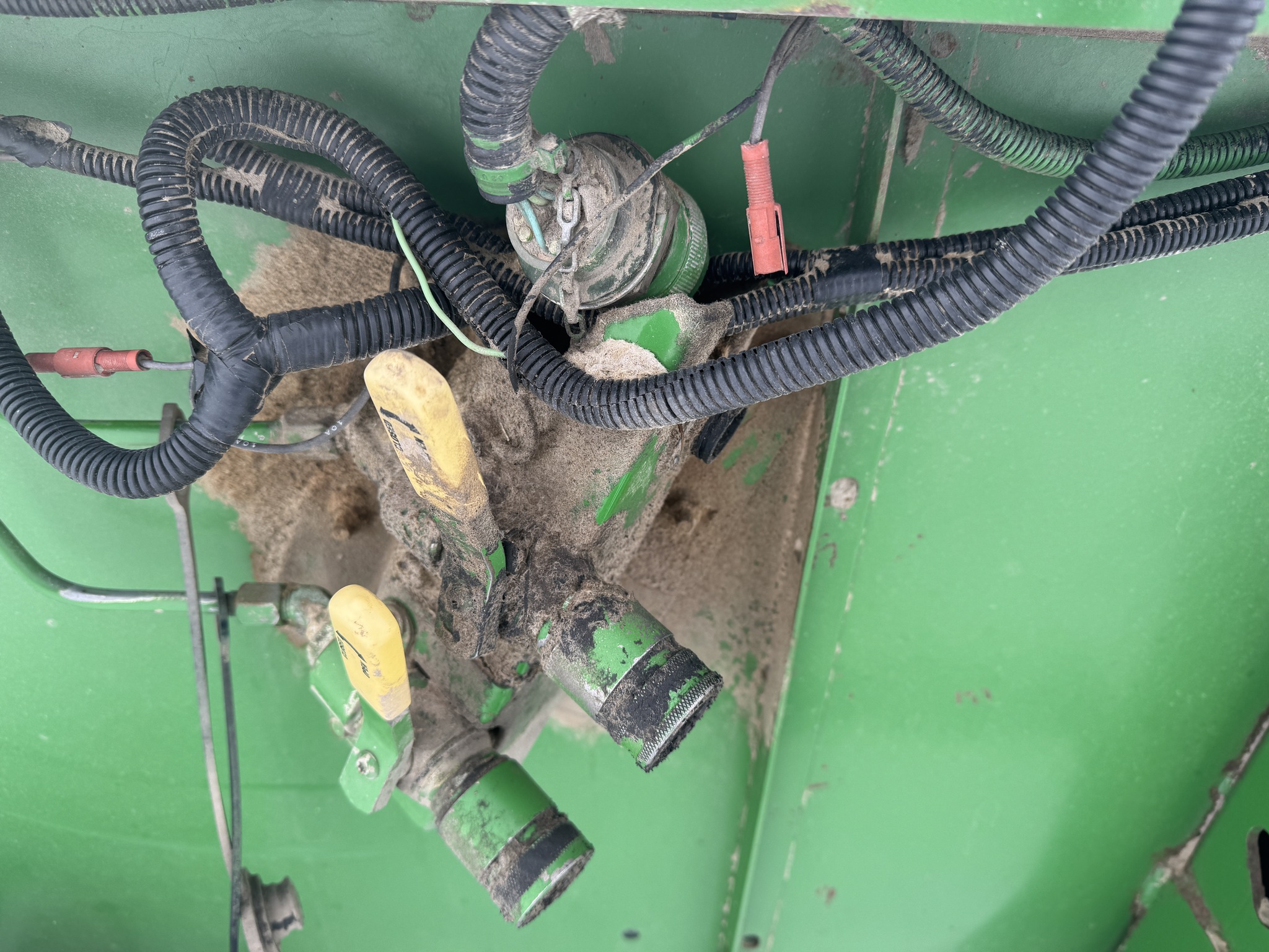 2001 John Deere 925 Image 14