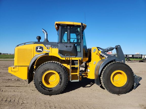 2024 John Deere 524P