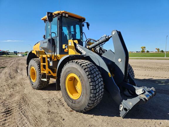 2024 John Deere 524P