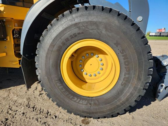 2024 John Deere 524P