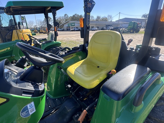 2025 John Deere 3038E Photo 5