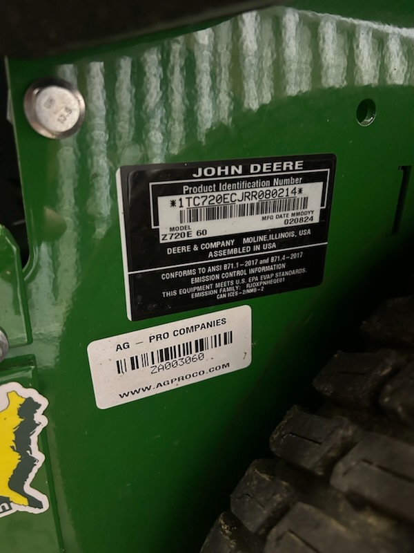 2024 John Deere Z720E Image 4
