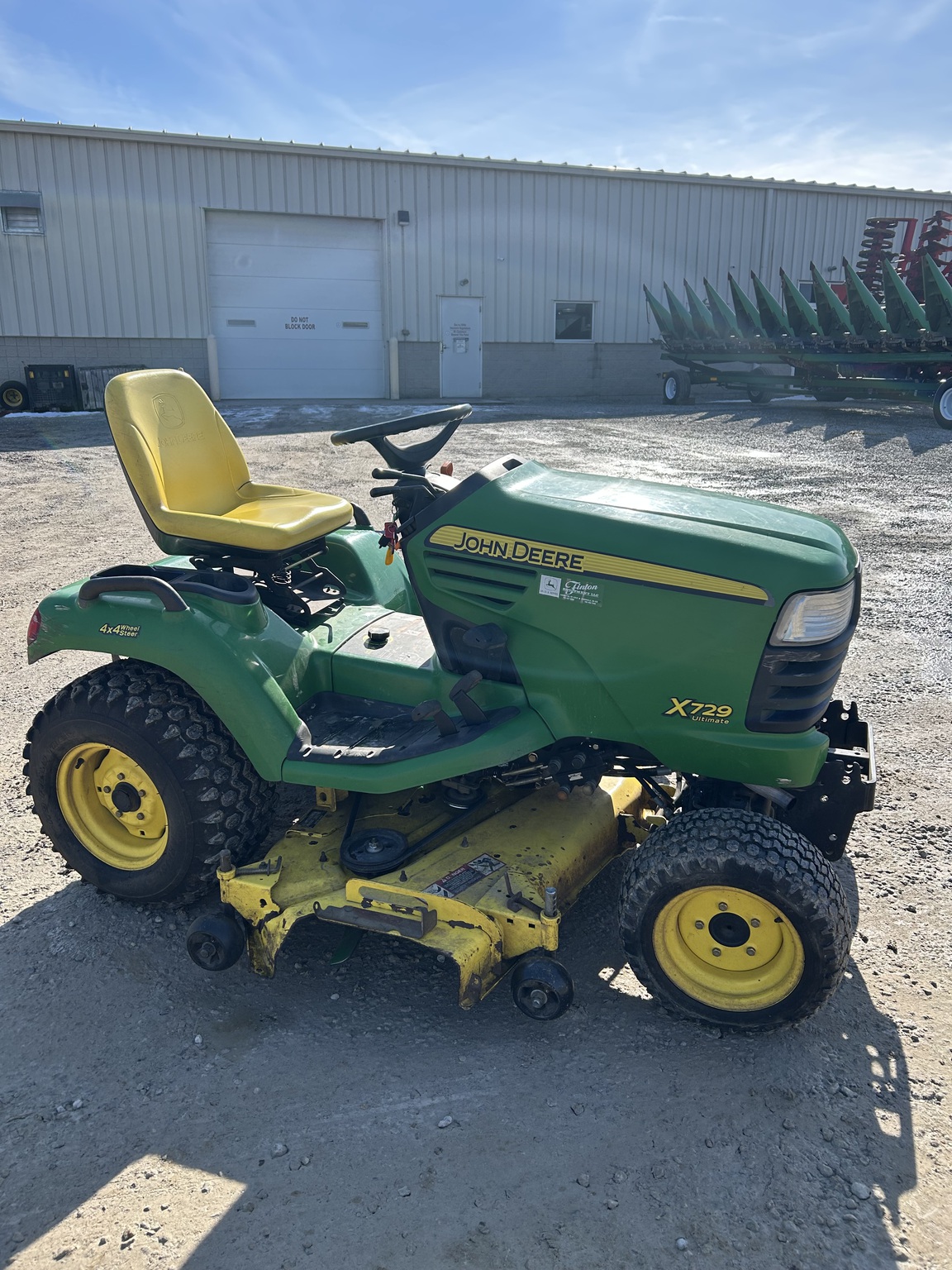 2008 John Deere X729 Image 1