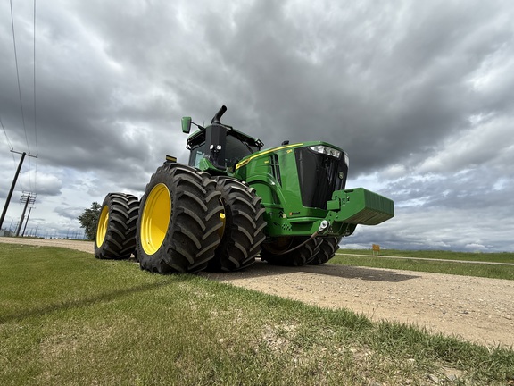 2025 John Deere 9R 590