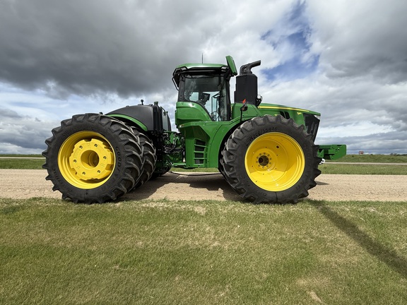 2025 John Deere 9R 590