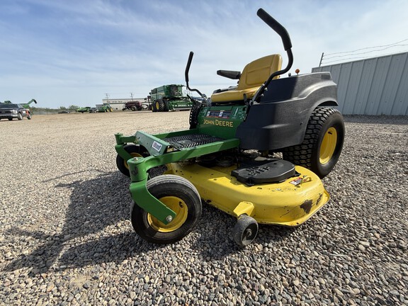 Photo of a 2012 John Deere Z425