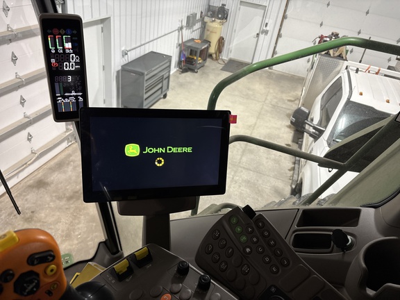 Used 2016 John Deere S660 Combines at Koenig Equipment in Anna, OH - Photo4