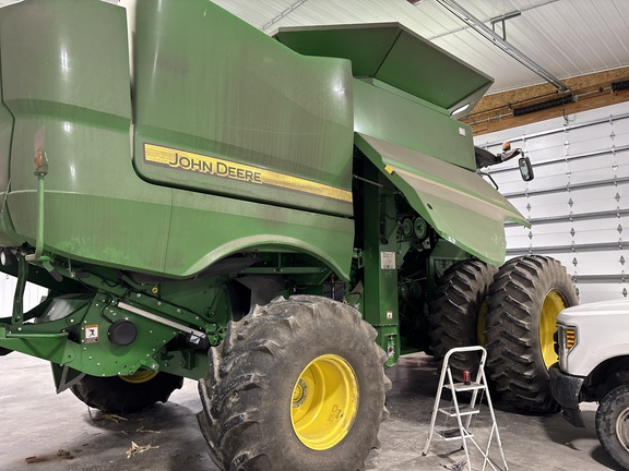 Used 2016 John Deere S660 Combines at Koenig Equipment in Anna, OH - Photo1
