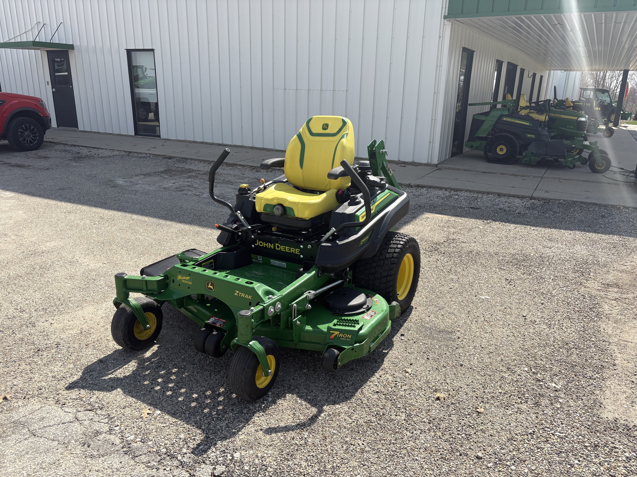  2023 John Deere Z950M at Heritage Tractor in Kewanee, IL