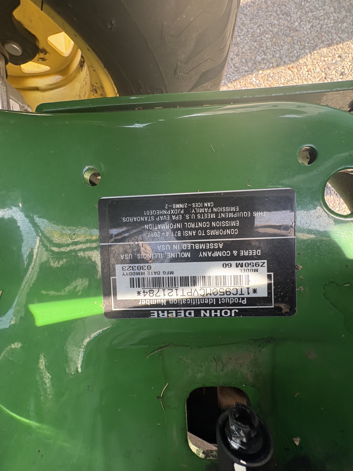  2023 John Deere Z950M at Heritage Tractor in Kewanee, IL