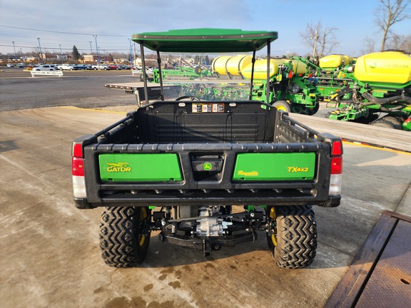 2025 John-Deere TX 4X2