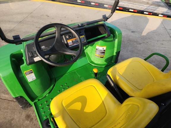 2025 John-Deere TX 4X2