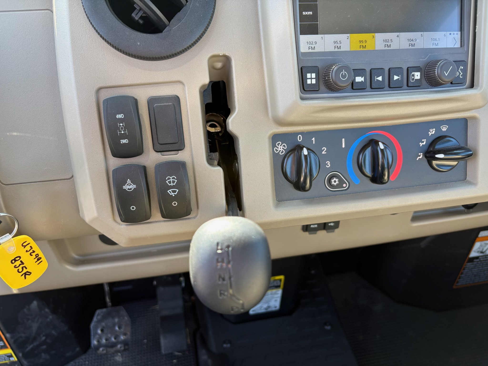 2024 John Deere XUV 835R Image 12
