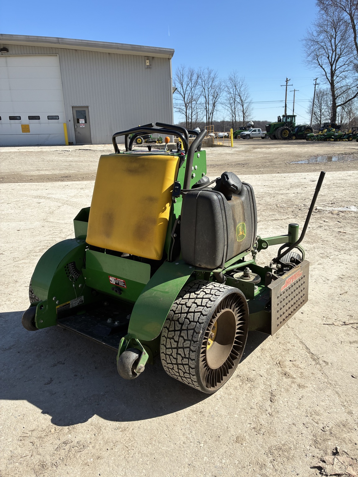 2021 John Deere 652R Image 5