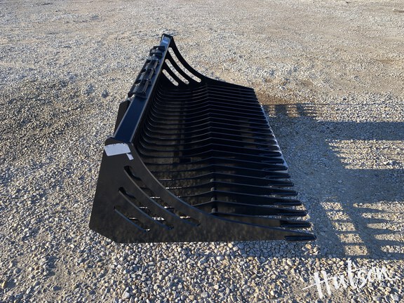 Photo of John Deere R84