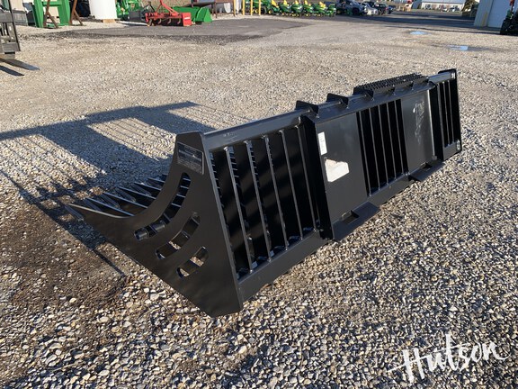 Photo of John Deere R84