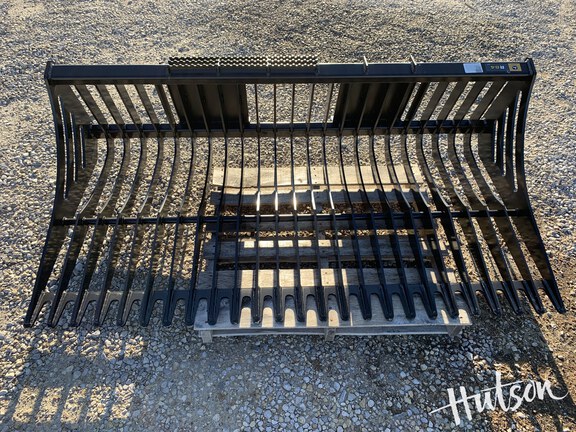 Photo of John Deere R84