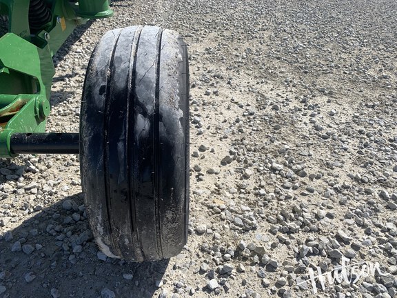 Photo of 2024 John Deere FC20M