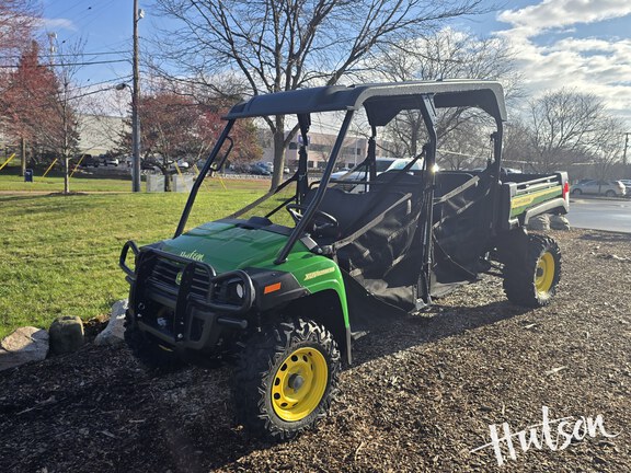 Photo of 2025 John Deere XUV 825M