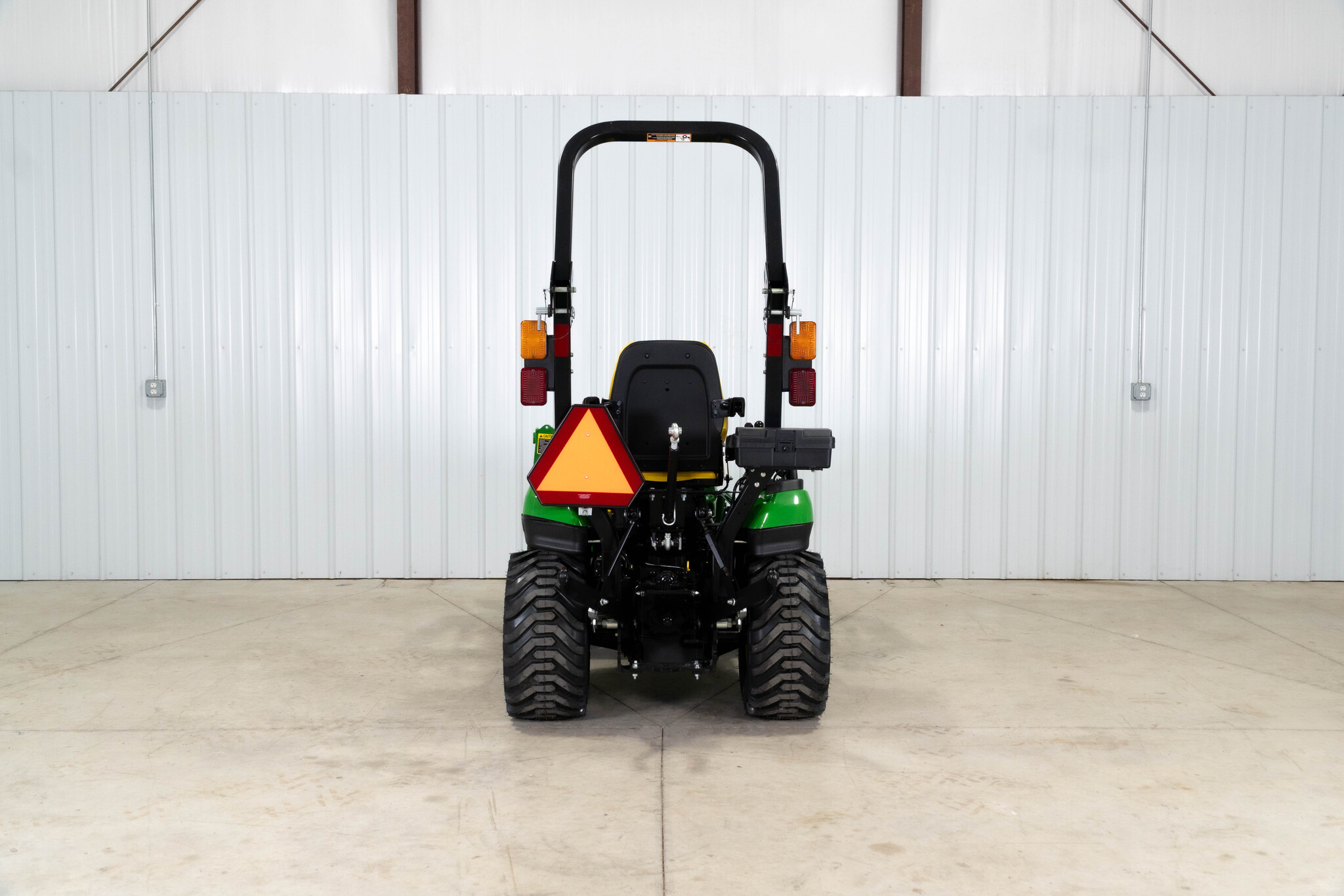 New In-Stock 2026 John Deere 1025R Compact Utility Tractors at Koenig Equipment in Tipp City, OH - PhotoXL5