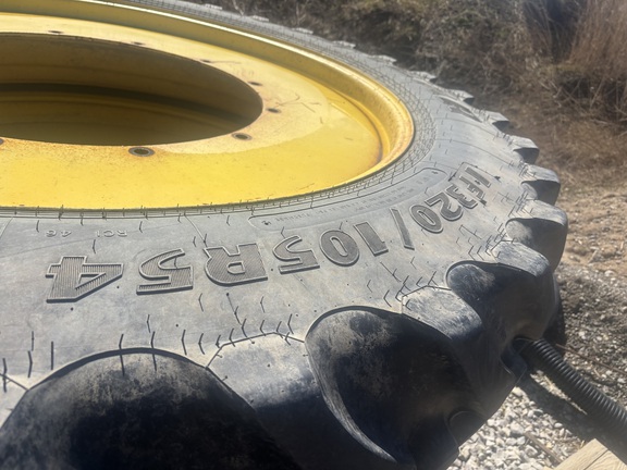 Photo of 2014 John Deere 4940