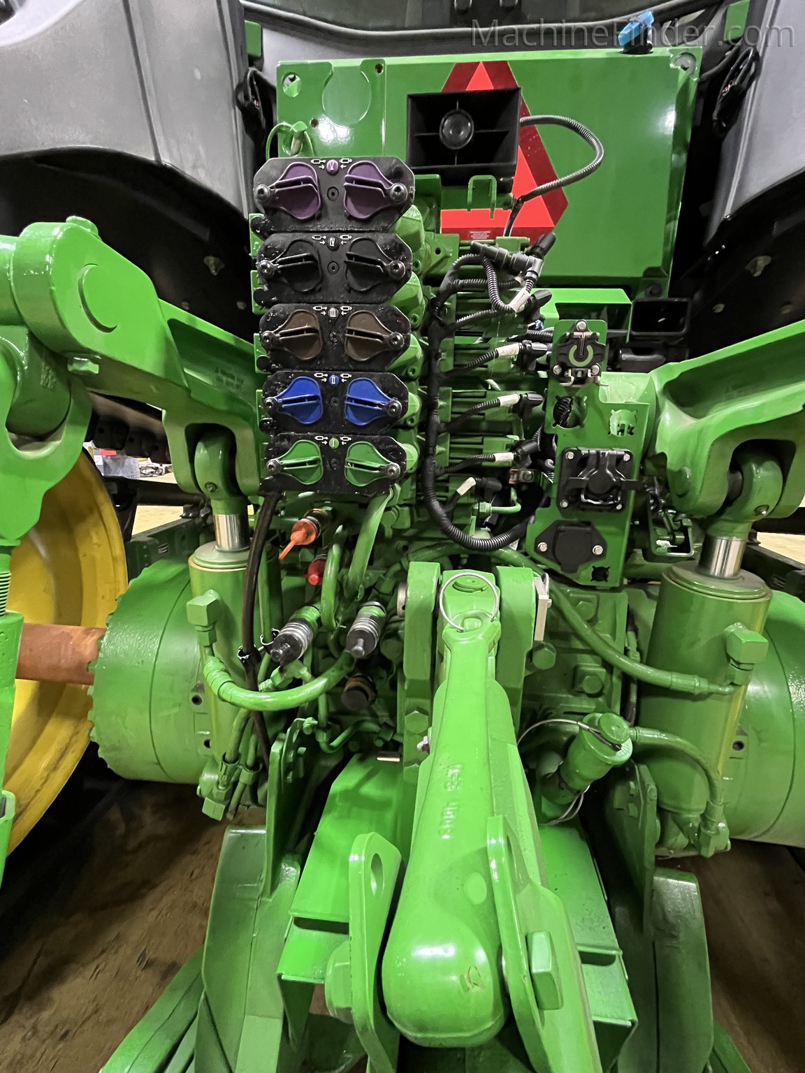 Used 2024 John Deere 8RT 370 Track Tractors at Koenig Equipment in Anna, OH - PhotoXL5