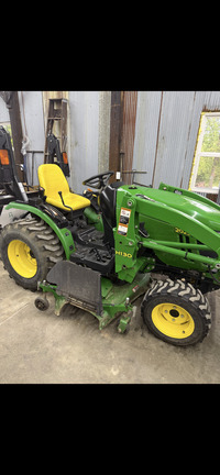 Photo of 2014 John Deere 2025R