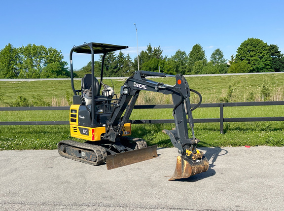 2022 John-Deere 17G