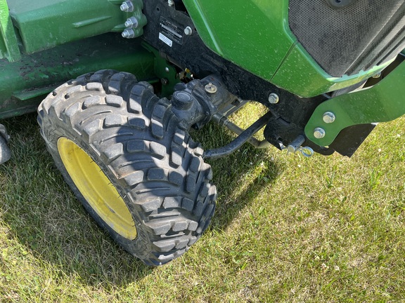 2021 John Deere 1025R - Photo12