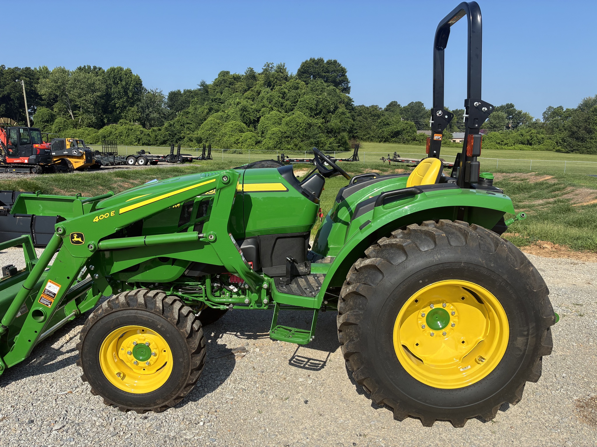 2025 John Deere 4044M
