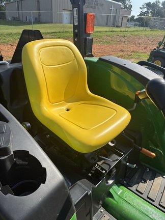 2025 John Deere 4044M