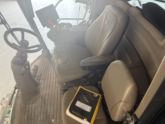 Photo of 2024 John Deere S780