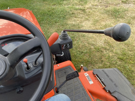  Kubota BX2370 - Photo16