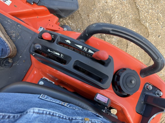  Kubota BX2370 - Photo23
