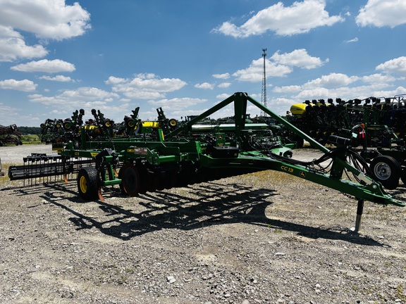 New In-Stock 2025 John Deere CC13 Chisel Plows at Koenig Equipment in Anna, OH - Photo3