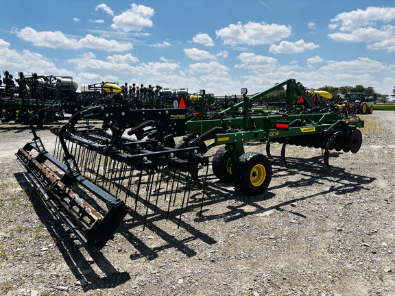 New In-Stock 2025 John Deere CC13 Chisel Plows at Koenig Equipment in Anna, OH - Photo2