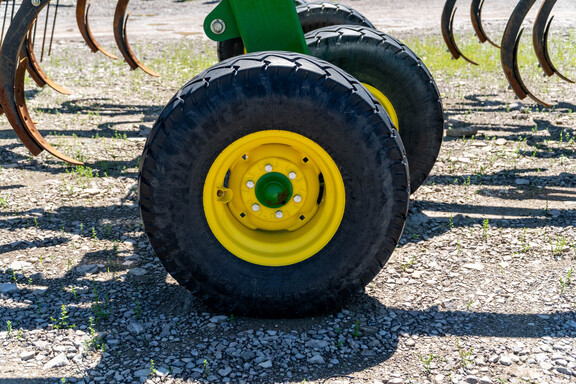 New In-Stock 2025 John Deere CC13 Chisel Plows at Koenig Equipment in Anna, OH - Photo33