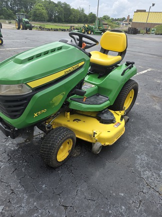 2019 John Deere X570