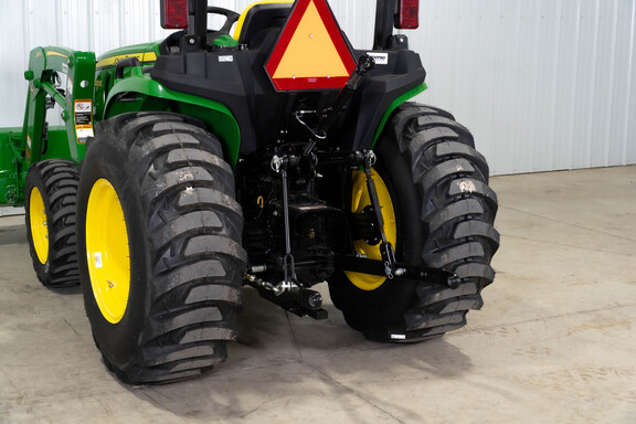 New In-Stock 2026 John Deere 3032E Compact Utility Tractors at Koenig Equipment in Greenville, OH - Photo6