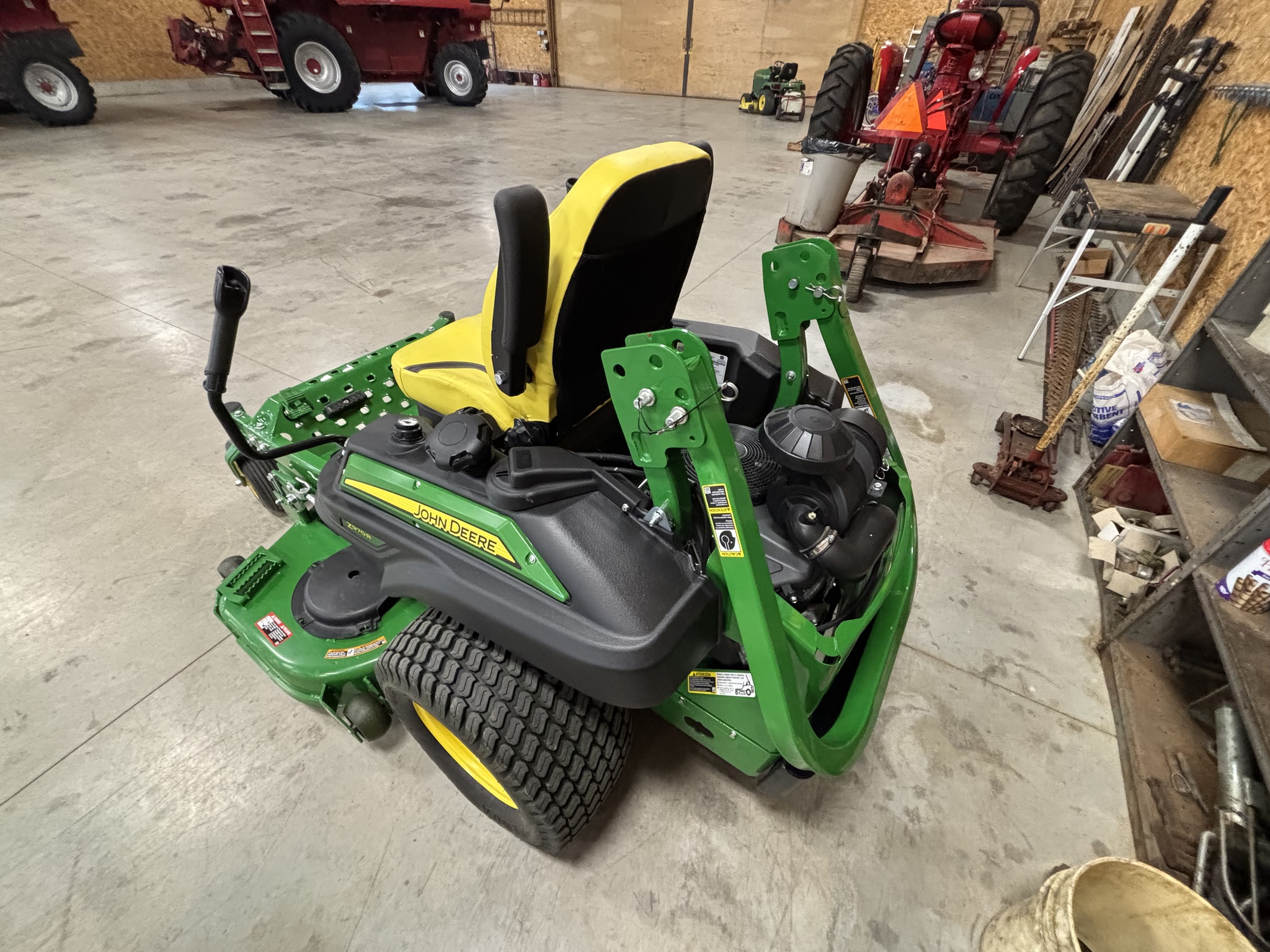 Used 2021 John Deere Z970R Zero Turn Mowers at Koenig Equipment in Greenville, OH - PhotoXL1