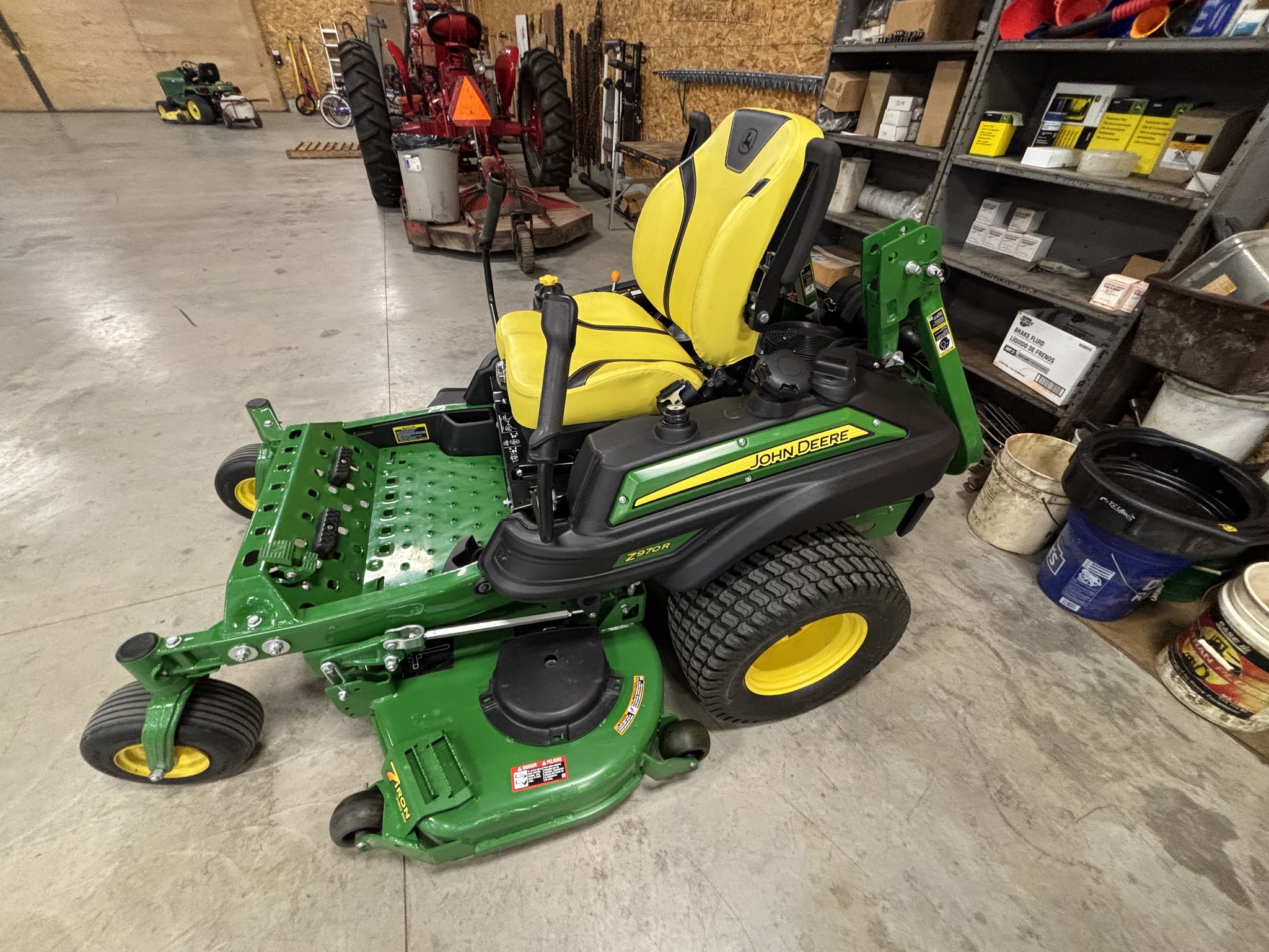 Used 2021 John Deere Z970R Zero Turn Mowers at Koenig Equipment in Greenville, OH - PhotoXL5