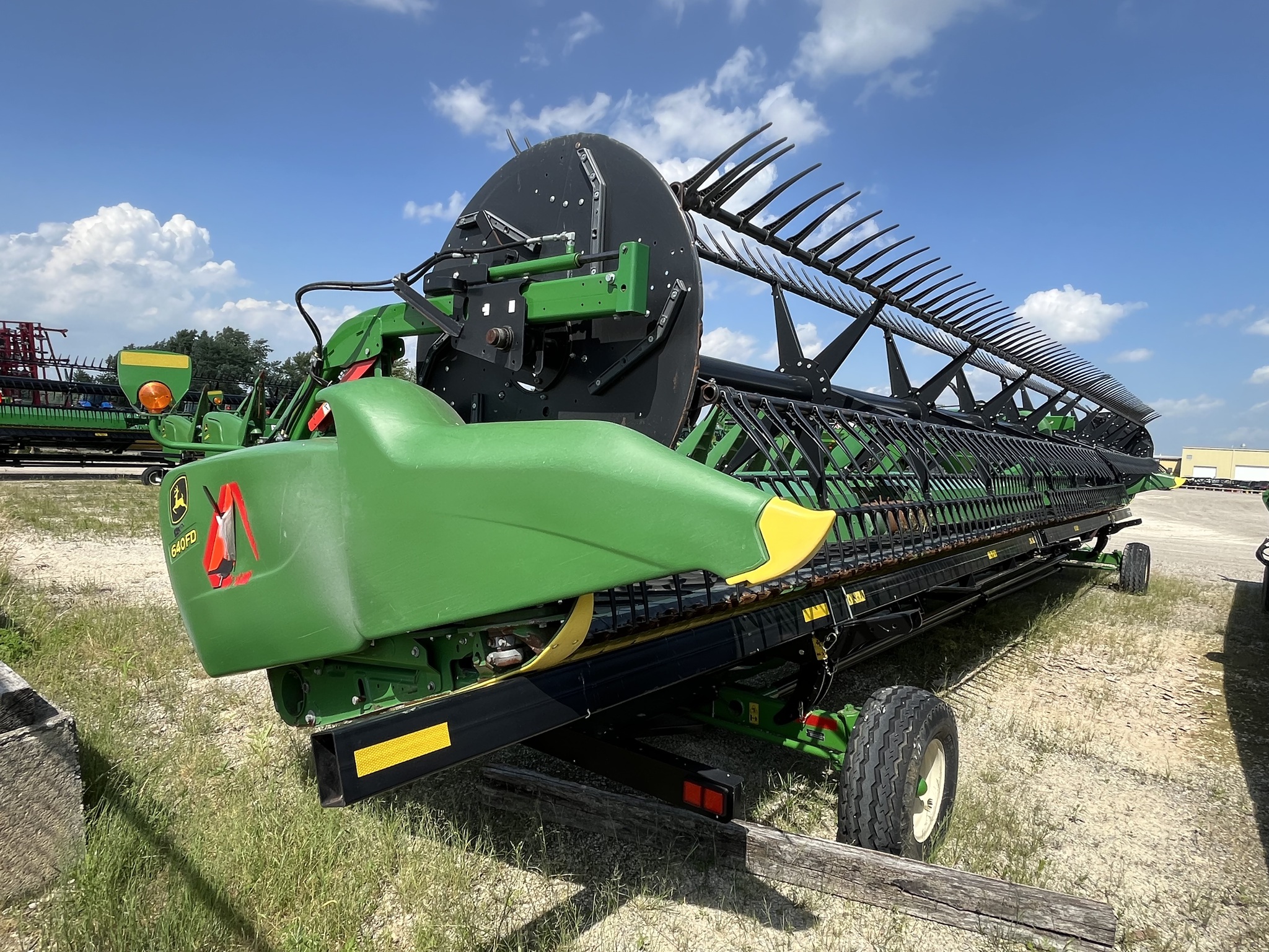 2018 John Deere 640FD Combine Platforms